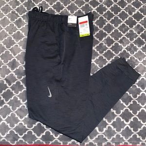Nike Yoga Dri-FIT Men's Training Pants Black Size LARGE-TALL  CZ2208-010